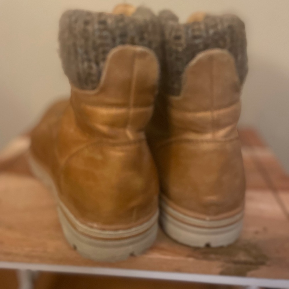 Sonata Women’s Booties - Picture 5 of 8